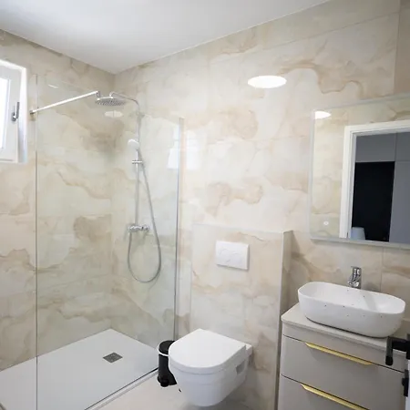 Mare House Vantacici